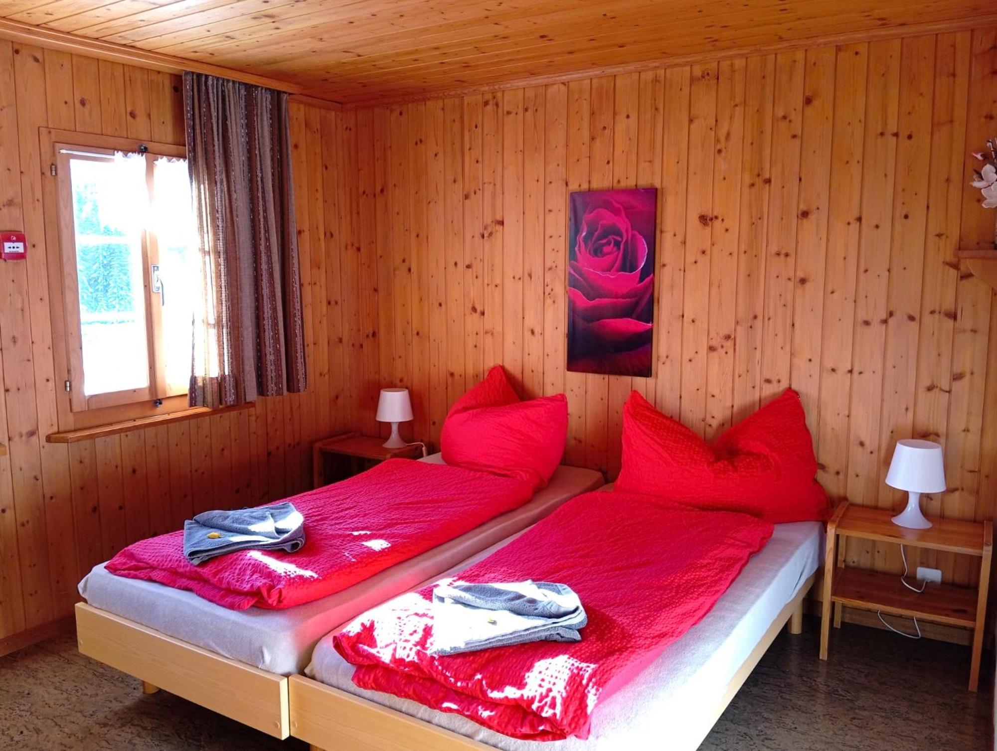 Chambre Double Doppelzimmer Camping Jaunpass Boltigen Dış mekan fotoğraf